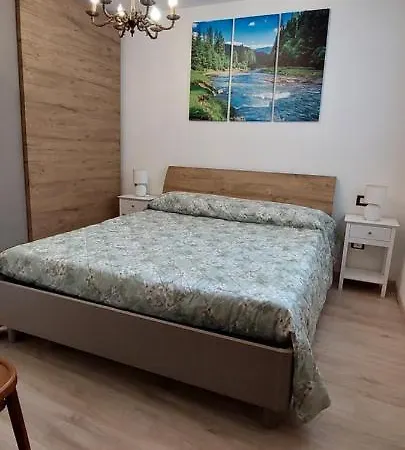 Sasso Rosso Apartment Commezzadura